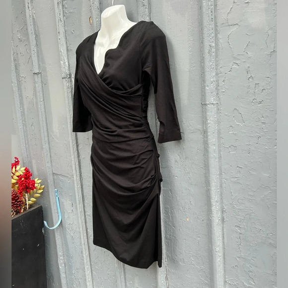 Diane Von Furstenberg Bentley Short Three Quarters, size Small - Picture 6 of 14